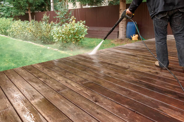 Best Pool Deck Cleaning  in East Lansing, MI